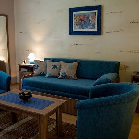 Guest House A'Storia Ruma Zewnętrze zdjęcie